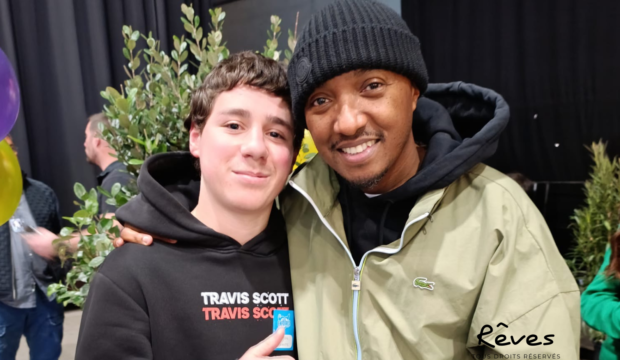 Matthéo  a assisté au concert et a rencontré les Enfoirés