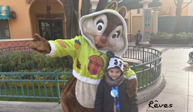 Enzo a séjourné au parc Disneyland Paris