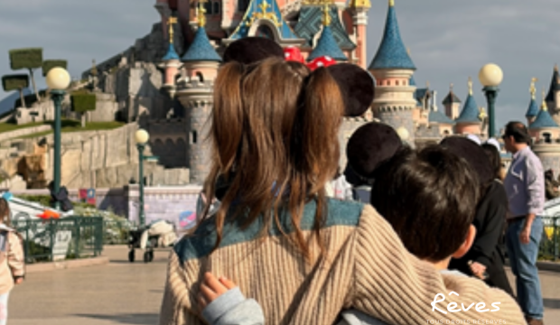 Aria a séjourné au parc Disneyland Paris