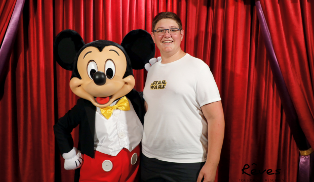 Tom a séjourné au parc Disneyland Paris