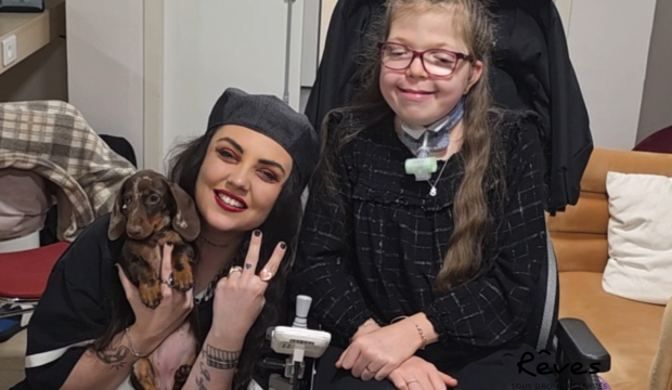 Elyna a assisté à un concert, puis rencontré Hoshi