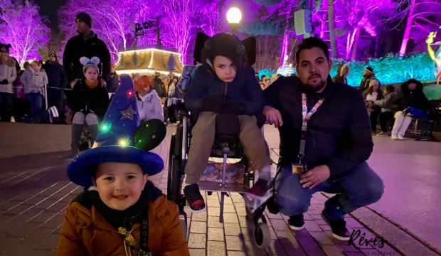 Nolan a séjourné au Parc Disneyland Paris