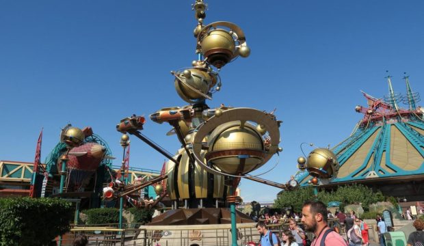 Billie a découvert les attractions du parc Disneyland Paris