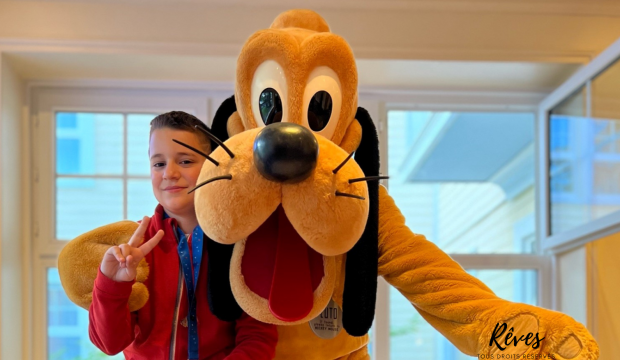 Raphaël a séjourné au Parc Disneyland Paris