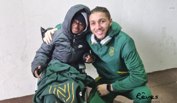 Doris a rencontré les joueurs du FC Nantes et a assisté à un match